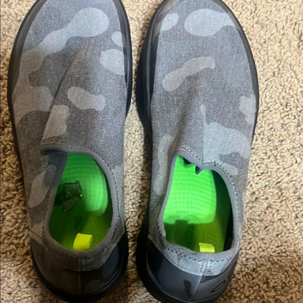 OOFOS Gray and Green Slip-On Sneakers
